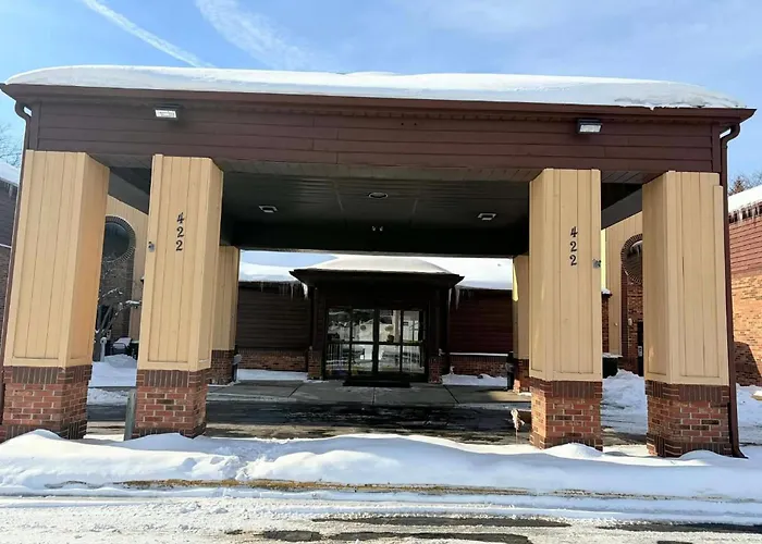 Quality Inn & Suites Holland